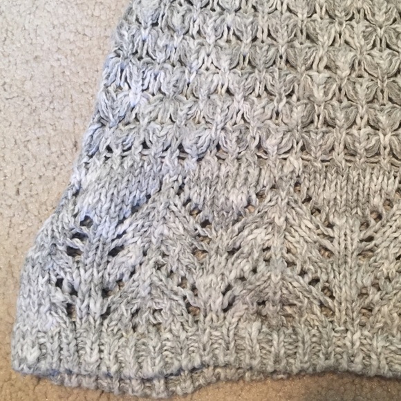 Forever 21 Long-Sleeved Sweater - Picture 4 of 5